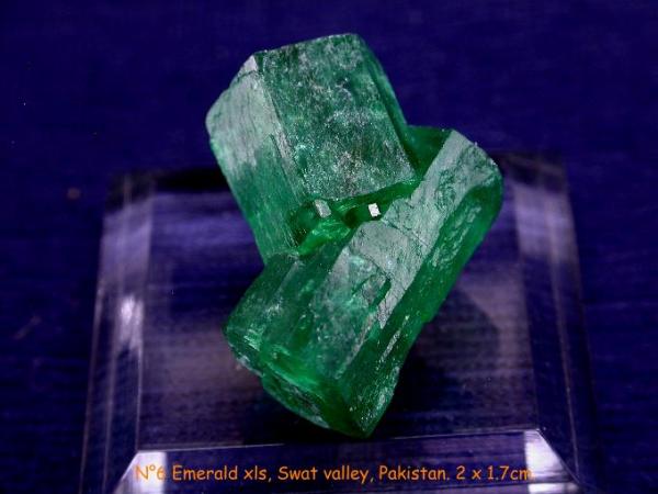 N°6 Emerald xls.jpg
