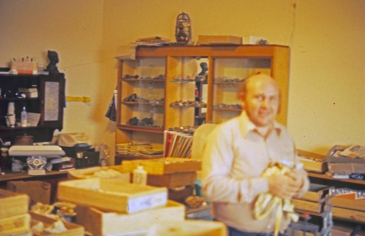 Namibia Tsumeb - Clive in rock room 1977 96.jpg