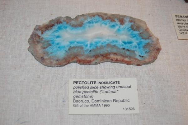 Pectolite.JPG