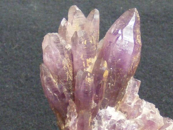 Quartz. var. Amethyst, Valisoara (Porcurea), Metaliferi Mts., Apuseni Co, Romania-411-1.JPG