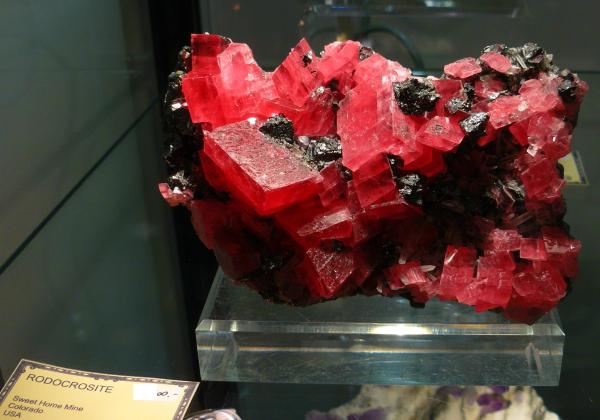 Rhodocrosite Sweet Home - Mineralparagon - SMAM09.jpg
