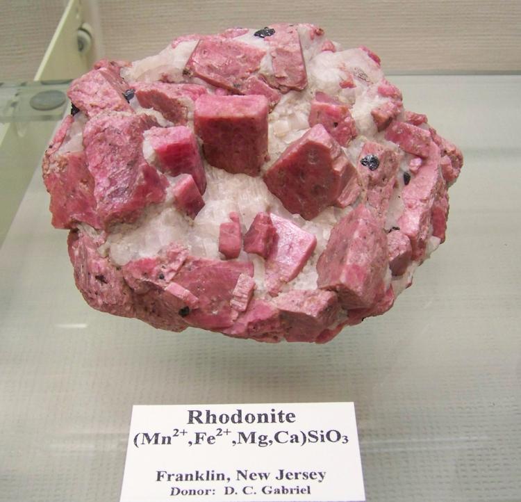 rhodonite.jpg