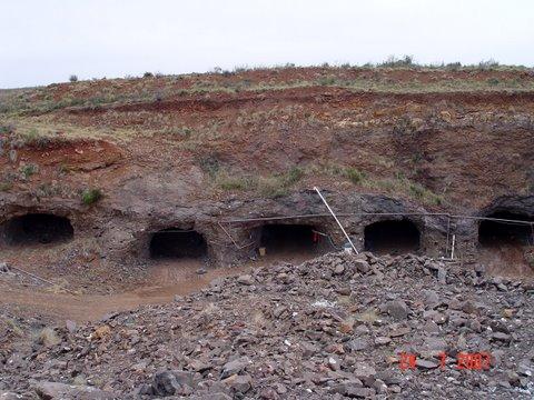 Santio Mine-04.jpg