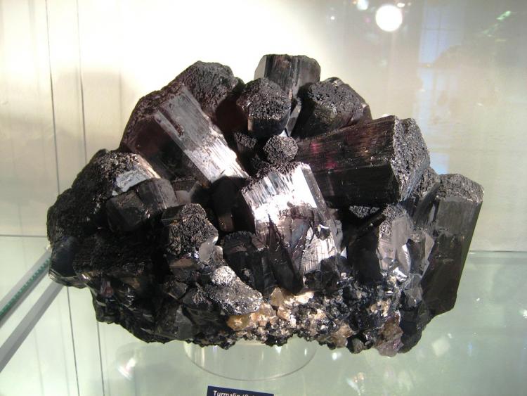 schorl.JPG