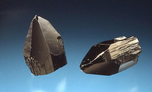 schorl - Pakistan SC-164 (2) (on right).jpg