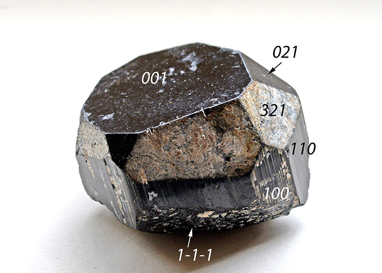 Schorl_Madag-01-a_R.jpg