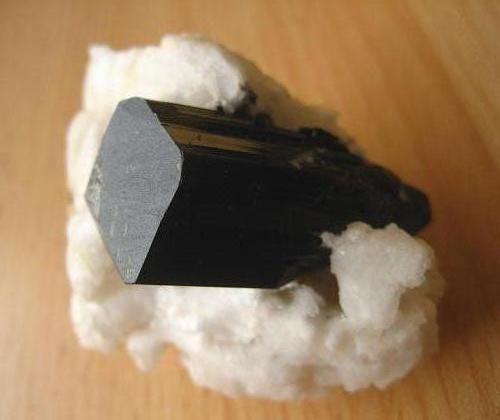 schorl_new.jpg