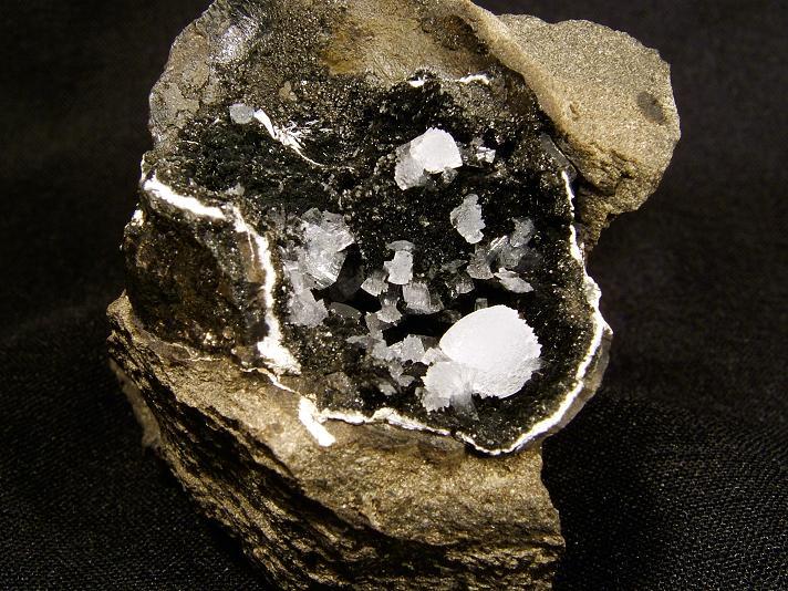 SKYE MINERALS 047.JPG