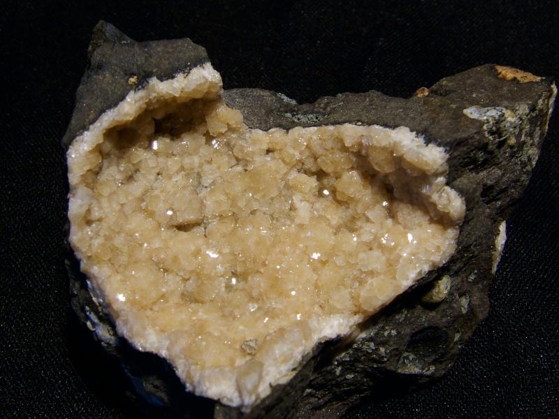 SKYE MINERALS 100.jpg