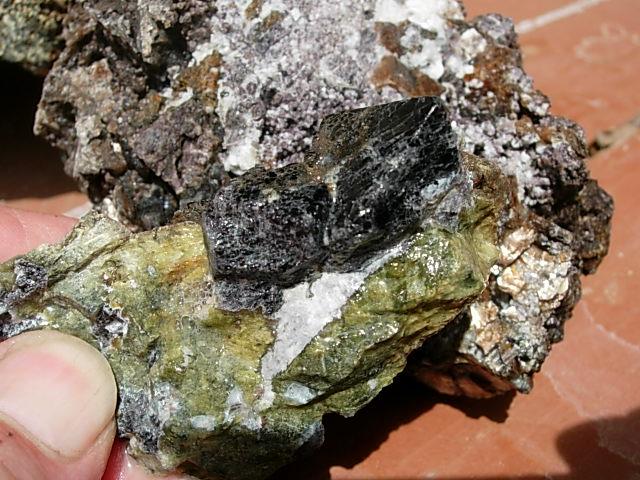 spinel mindat 009.JPG