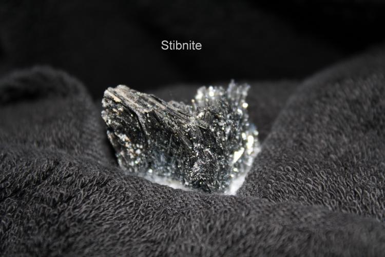 Stibnite #1B.jpg