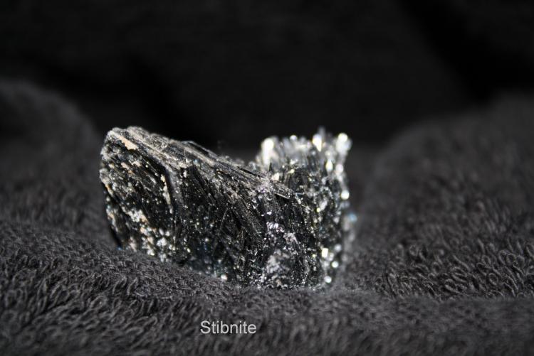 Stibnite #1C.jpg