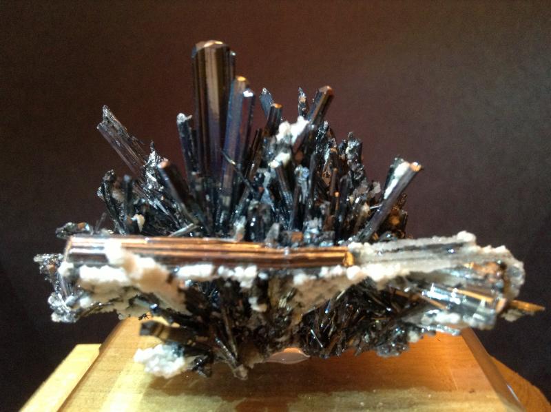 stibnite and calcite.JPG