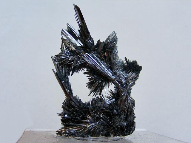 Stibnite, Herja Mine, 3.8 x 2.3 x 4.3 cm.JPG