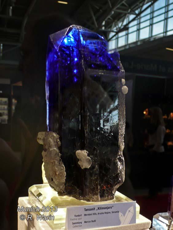 Tanzanite_80477_R.jpg