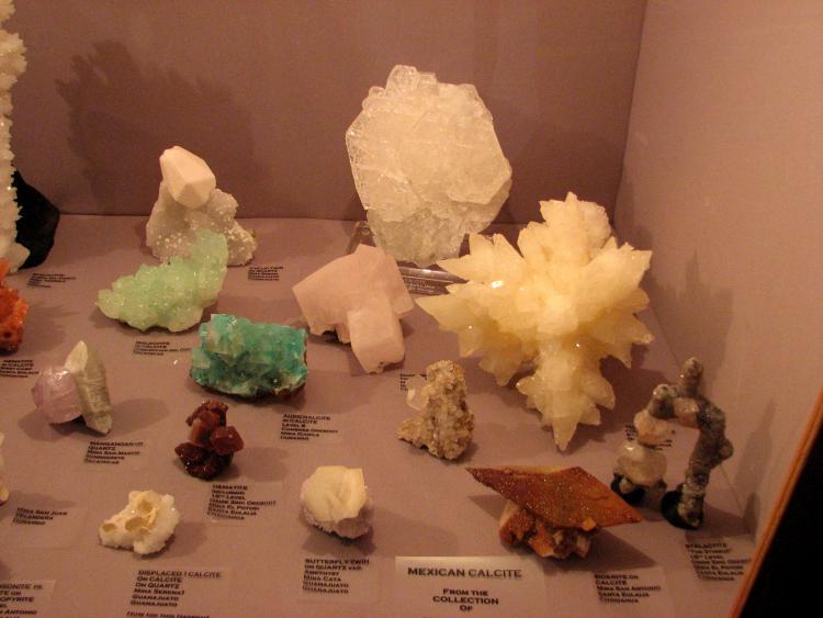 TGMS 2011 Megaw Calcite Case 04.JPG