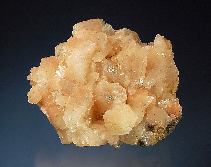 0010 Chabazite on heulandite.jpg