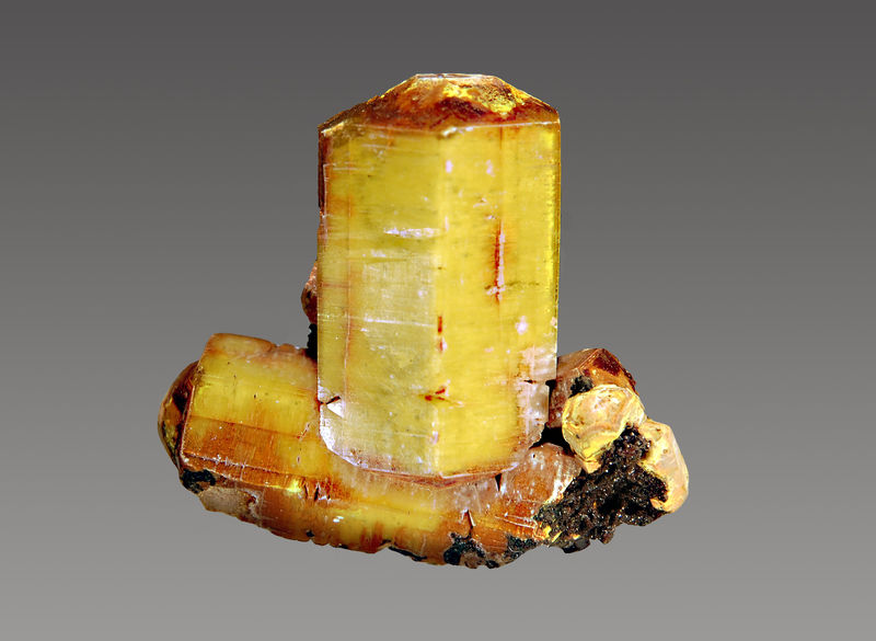 0133 Sturmanite.jpg