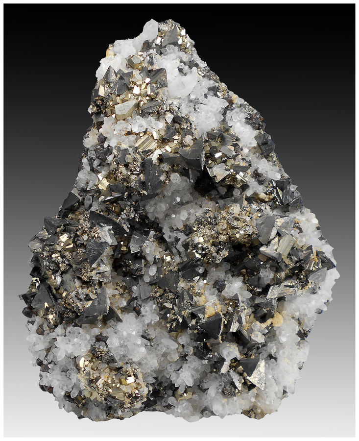 01 - TETRAHEDRITE - BOLDUT.jpg