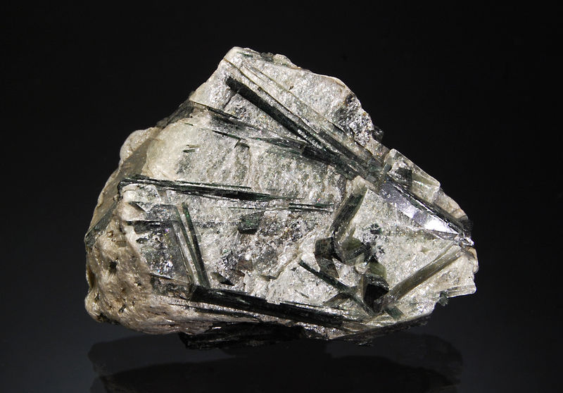 0204 Actinolite in Talc - Carlton Quarry, Chester, Vermont.jpg