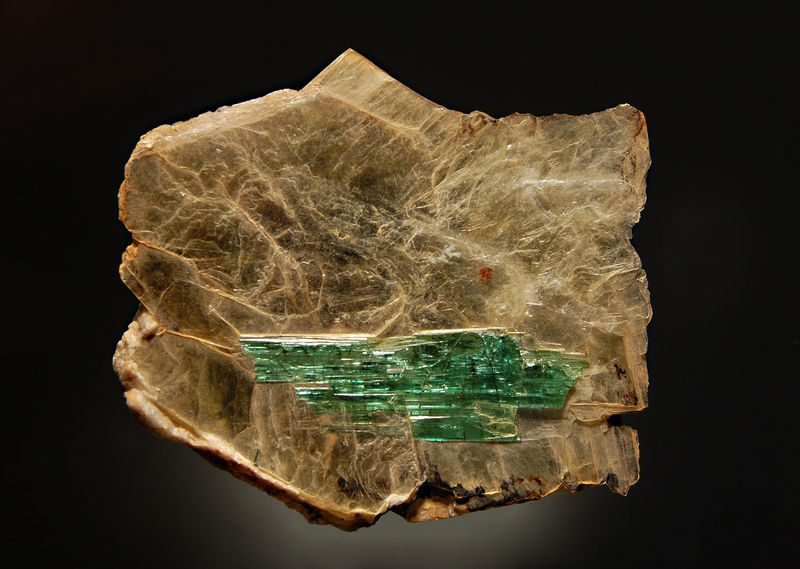 0324 Elbaite.jpg