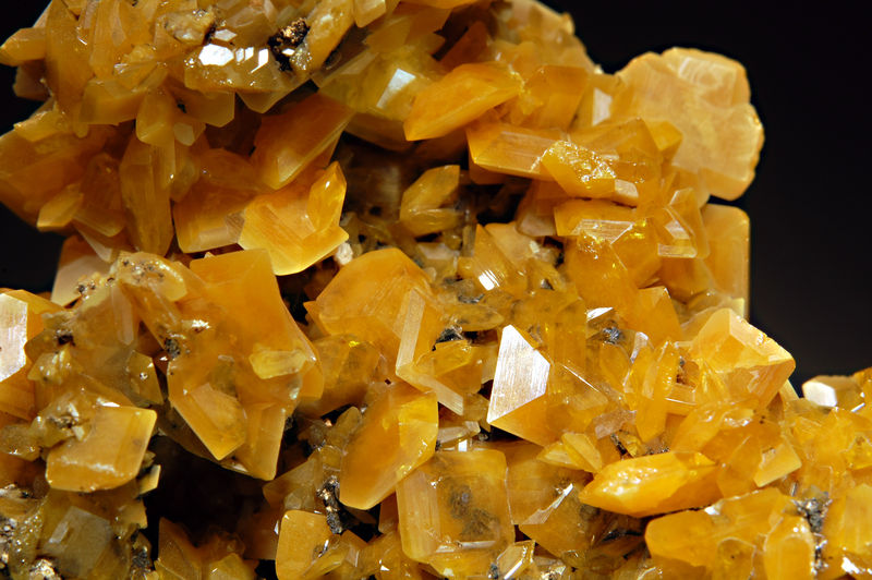 0436 Wulfenite - Touissit.jpg