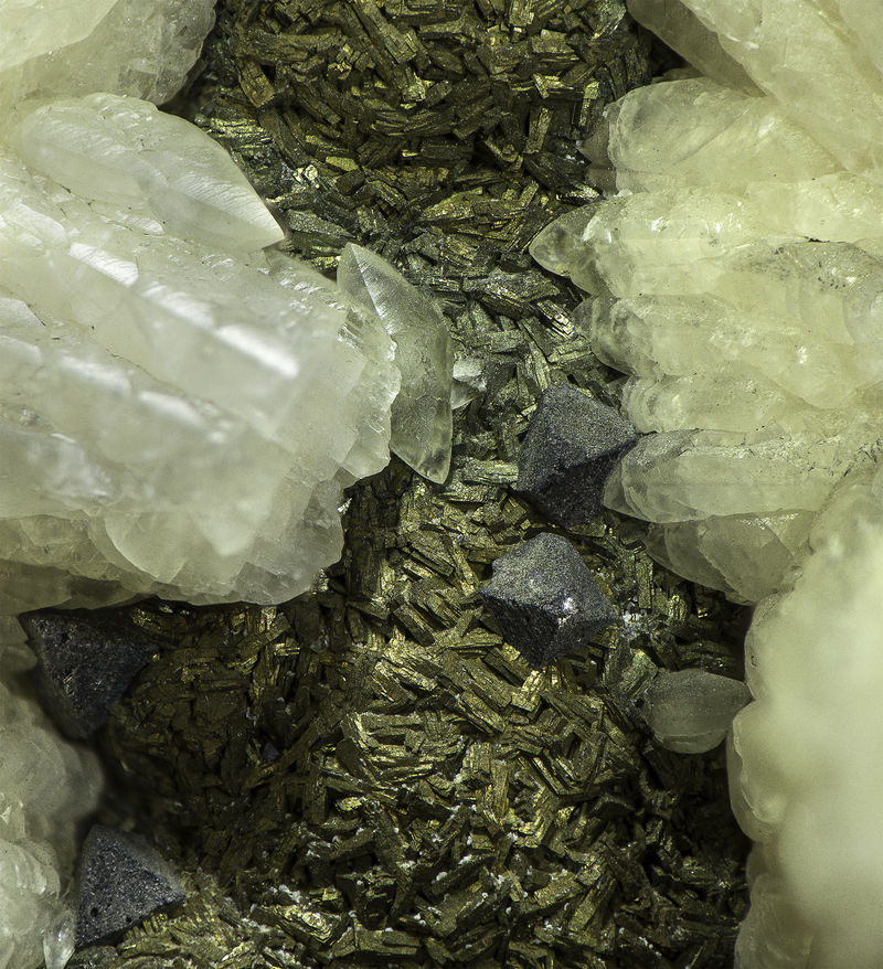 059 Calcite-detail2.jpg