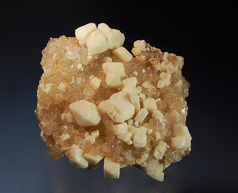 0828 Picromerite halite.jpg