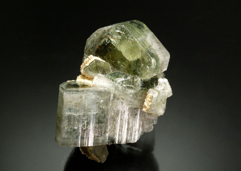 1498 Fluorapatite - Panasqueira Mine, Castelo Branco, Portugal.jpg