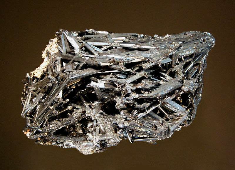 1692 Stibnite.jpg