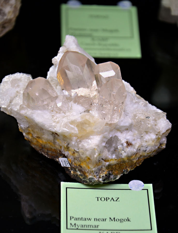16 Topaz.jpg