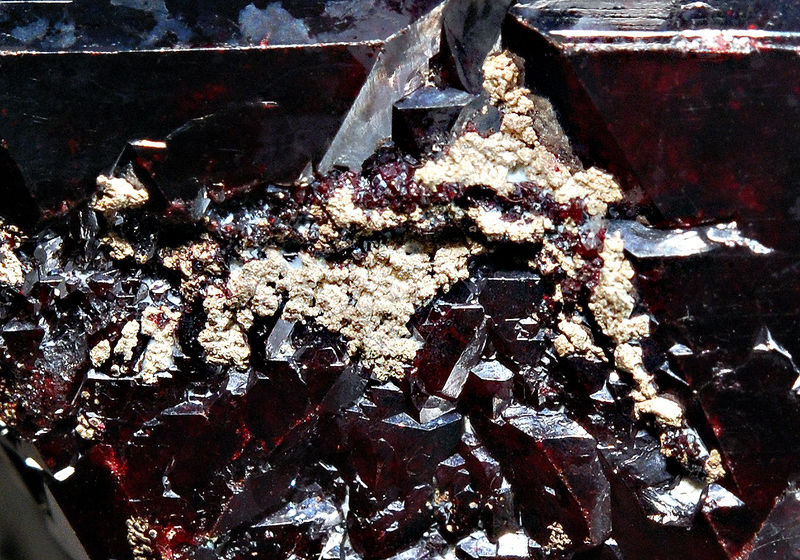 1768 Cuprite closeup.jpg