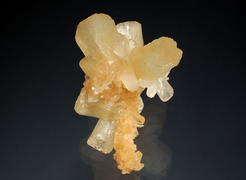 2193 Stilbite on heulandite.jpg