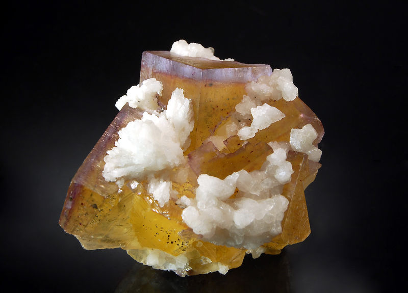 2395 Fluorite.jpg