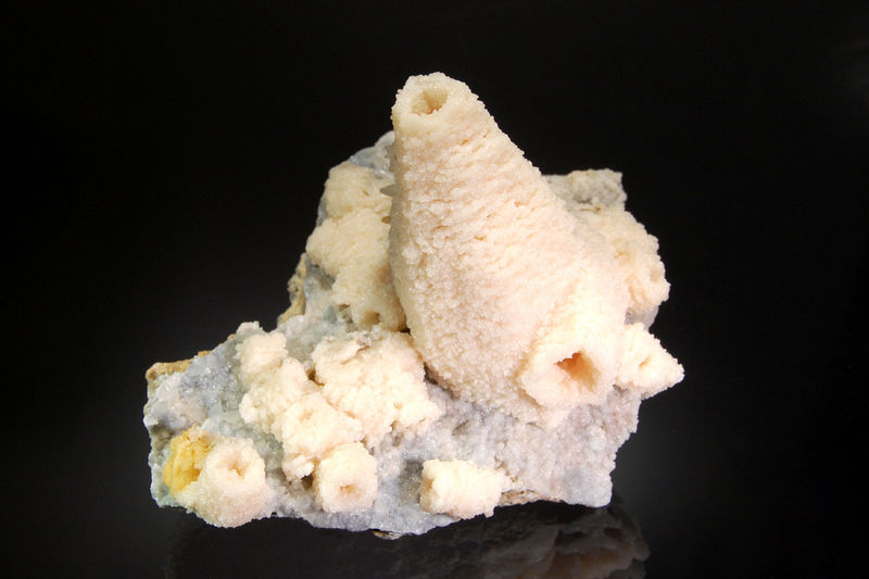 2528 Dolomite ps. calcite - Cavnic, Maramures, Romania.jpg