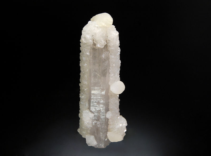 2546 Calcite on quartz - Cavnic, Maramures, Romania.jpg