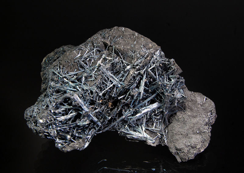 2554 Stibnite - San Martin Mine, Somrerete, Zacatecas. Mexico.jpg