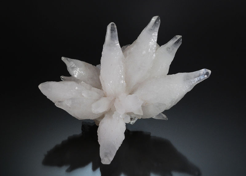 2596 Quartz - Boldut Mine, Cavnic, Maramures, Romania.jpg