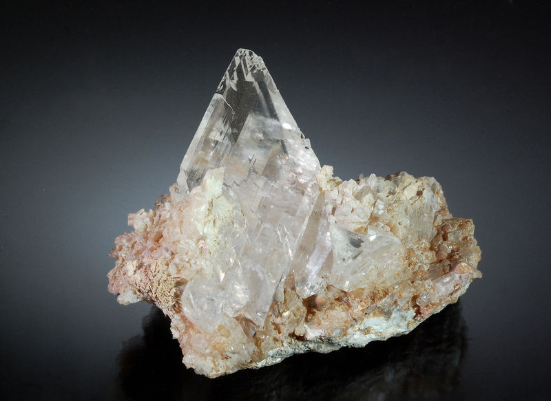 2600 Gypsum - Mumbai District, Maharashtra, India.jpg