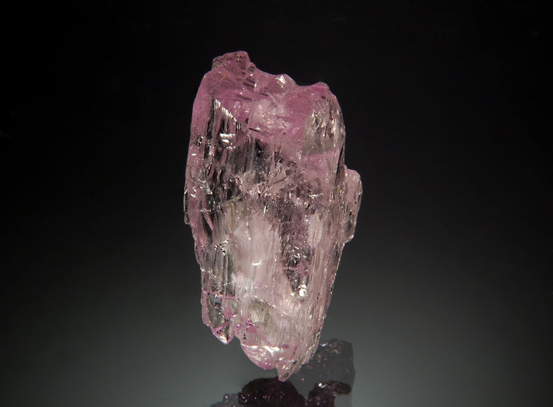 2613 Spodumene var. kunzite - Urucum Mine, Minas Gerais, Brazil.jpg