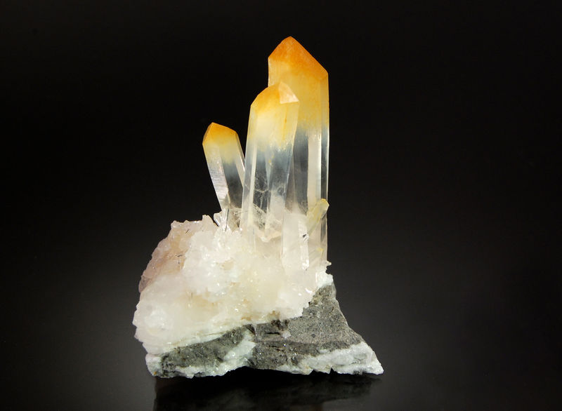 2690 Quartz - Cabiche, Mun. de Quipama, Boyaca, Colombia.jpg