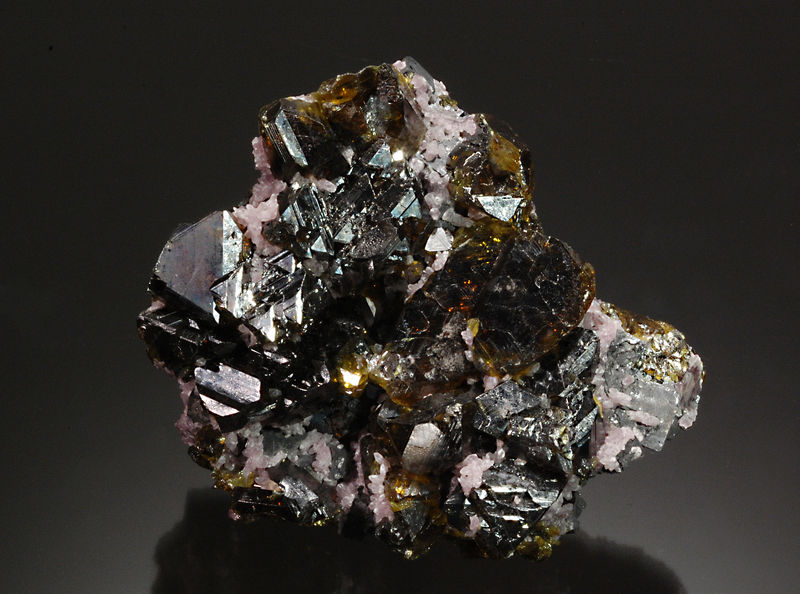 2745 Sphalerite 2 - Commodore Mine, Creede, Mineral Co., Colorado.jpg