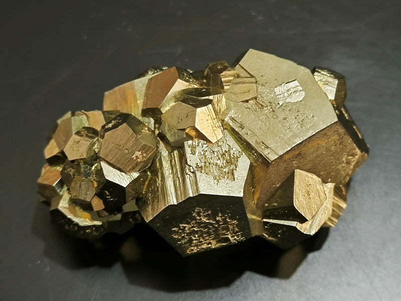 2784M-pyrite3.jpg
