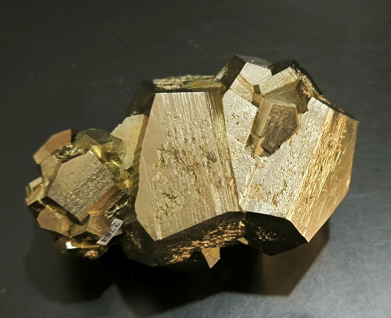 2784M-pyrite6.jpg