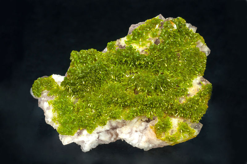 2818 Pyromorphite - Chaillac Mine, France.jpg