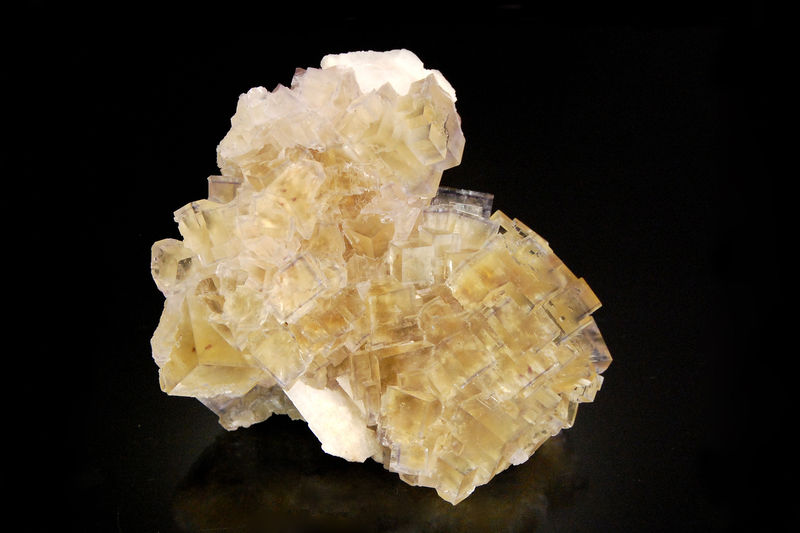 2823 Fluorite - La Barre Mine, Auvergne-Rhone-Alpes, France.jpg