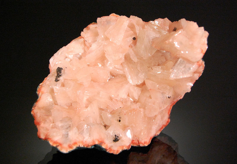 2910 Heulandite, Ferrosaponite - Karjat, Raigad Dist., Maharashtra, India.jpg
