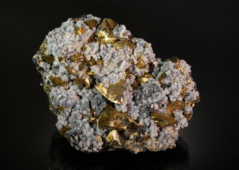 2941 Chalcopyrite - Banská tiavnica, Banská Bystrica Reg., Slovakia.jpg