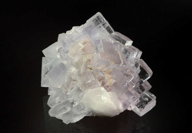 3049 Fluorite 2 - Emilio Mine, Lorone, Asturias Prov.,Spain.jpg