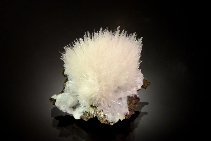 3096 Natrolite - Robertson Quarry, Dayton, Mason Co., Washington.jpg